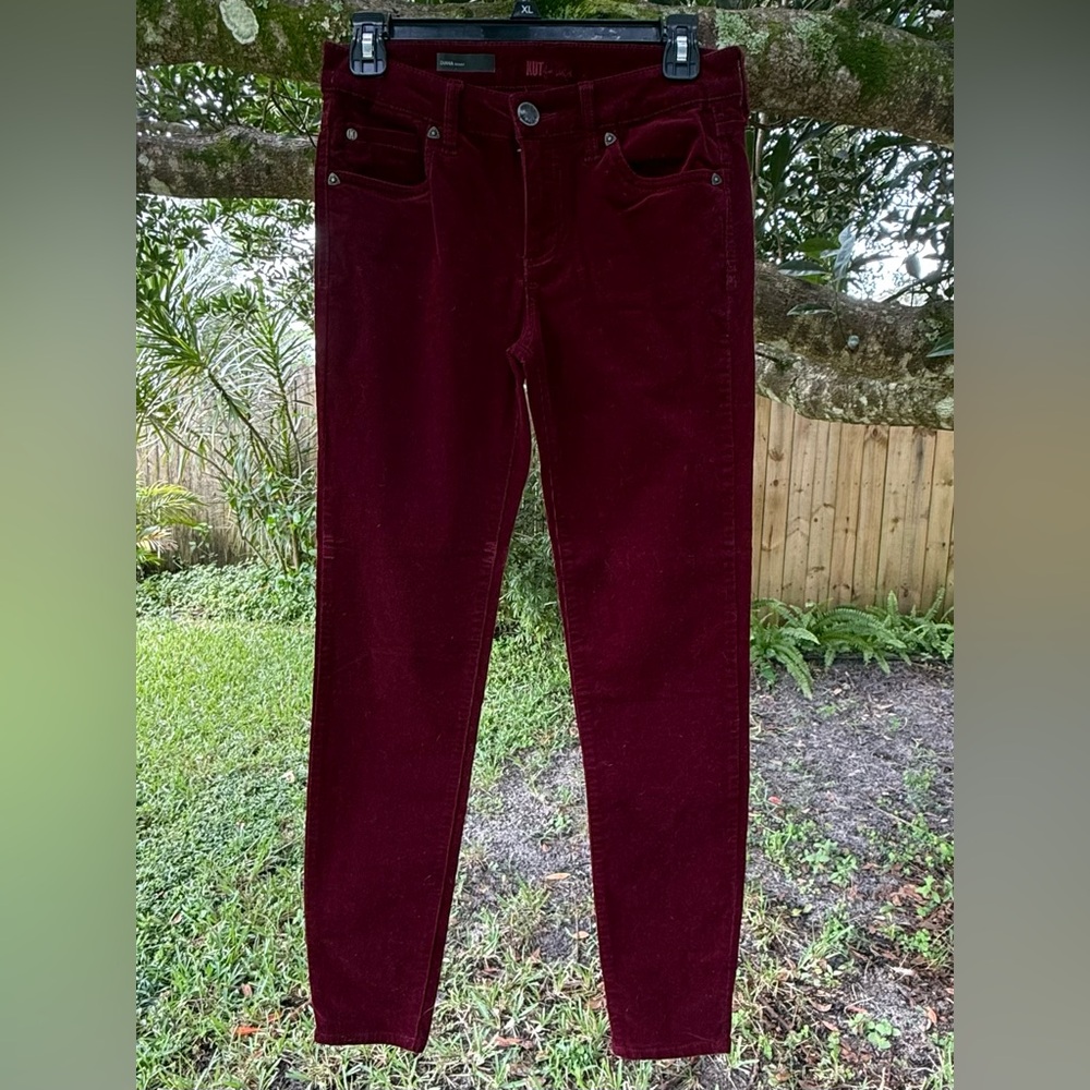 KUT from the Kloth Burgundy Corduroy Skinny Jeans, Size 2
